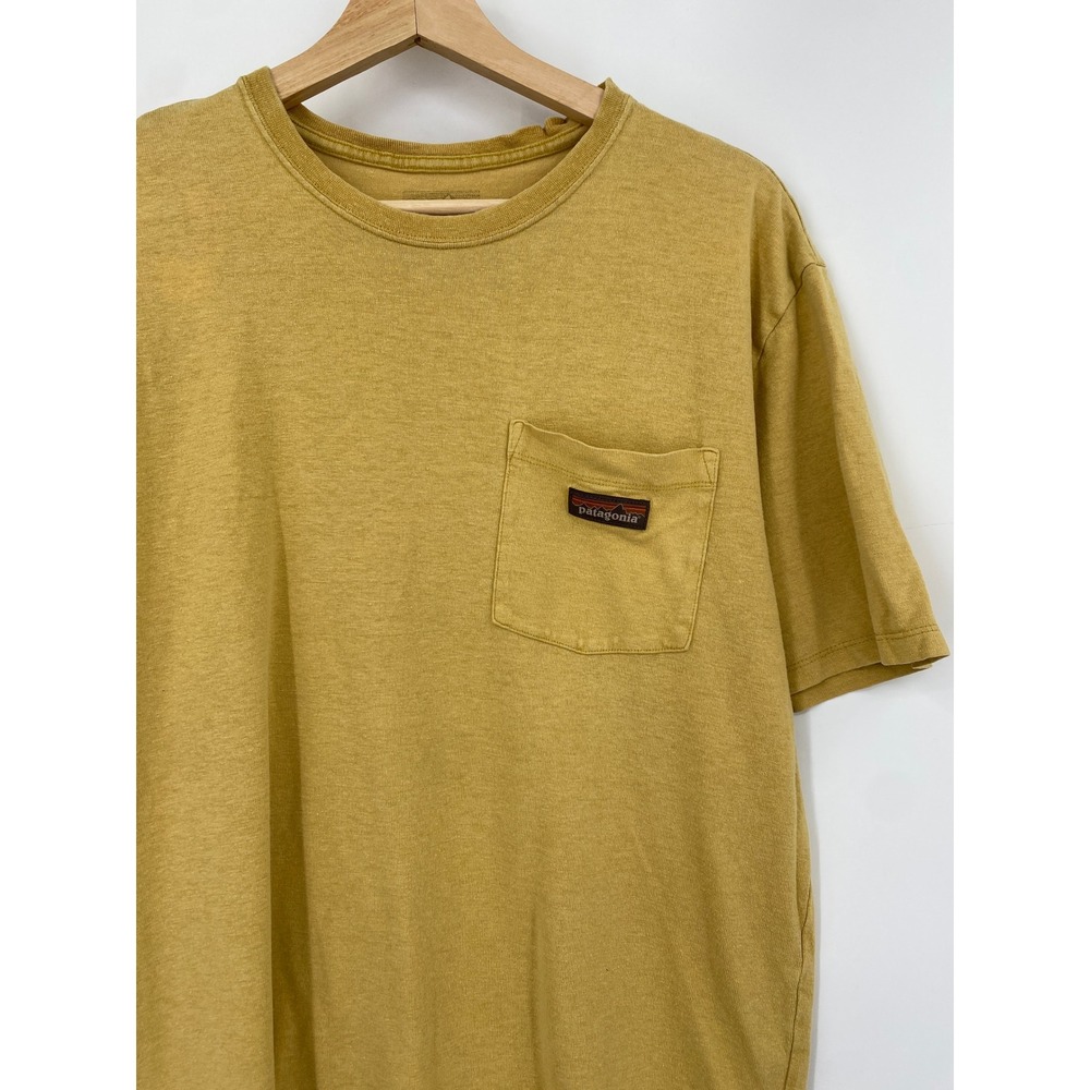 Patagonia Pocket Tee Mens Medium Yellow Short Sleeve Hemp Cotton Blend